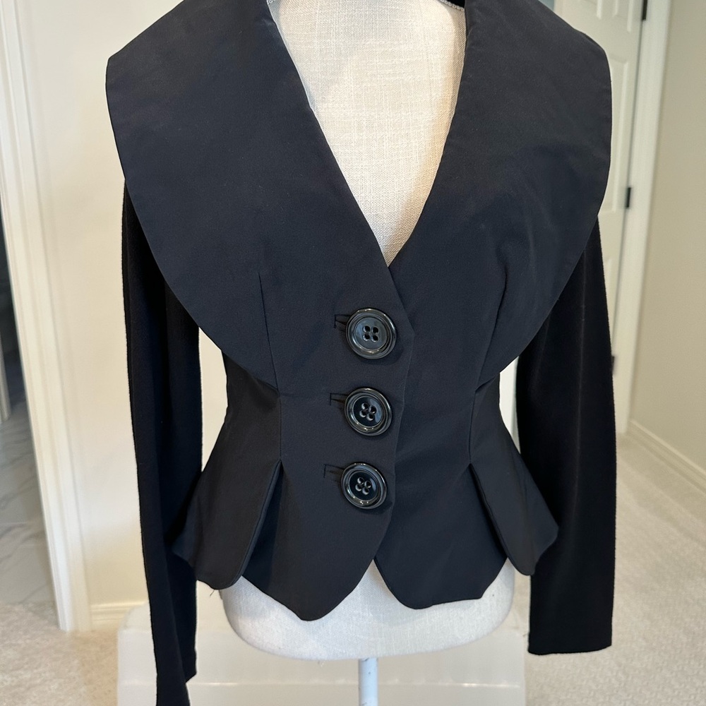 Charles Chang-Lima black suit - Picture 5 of 10